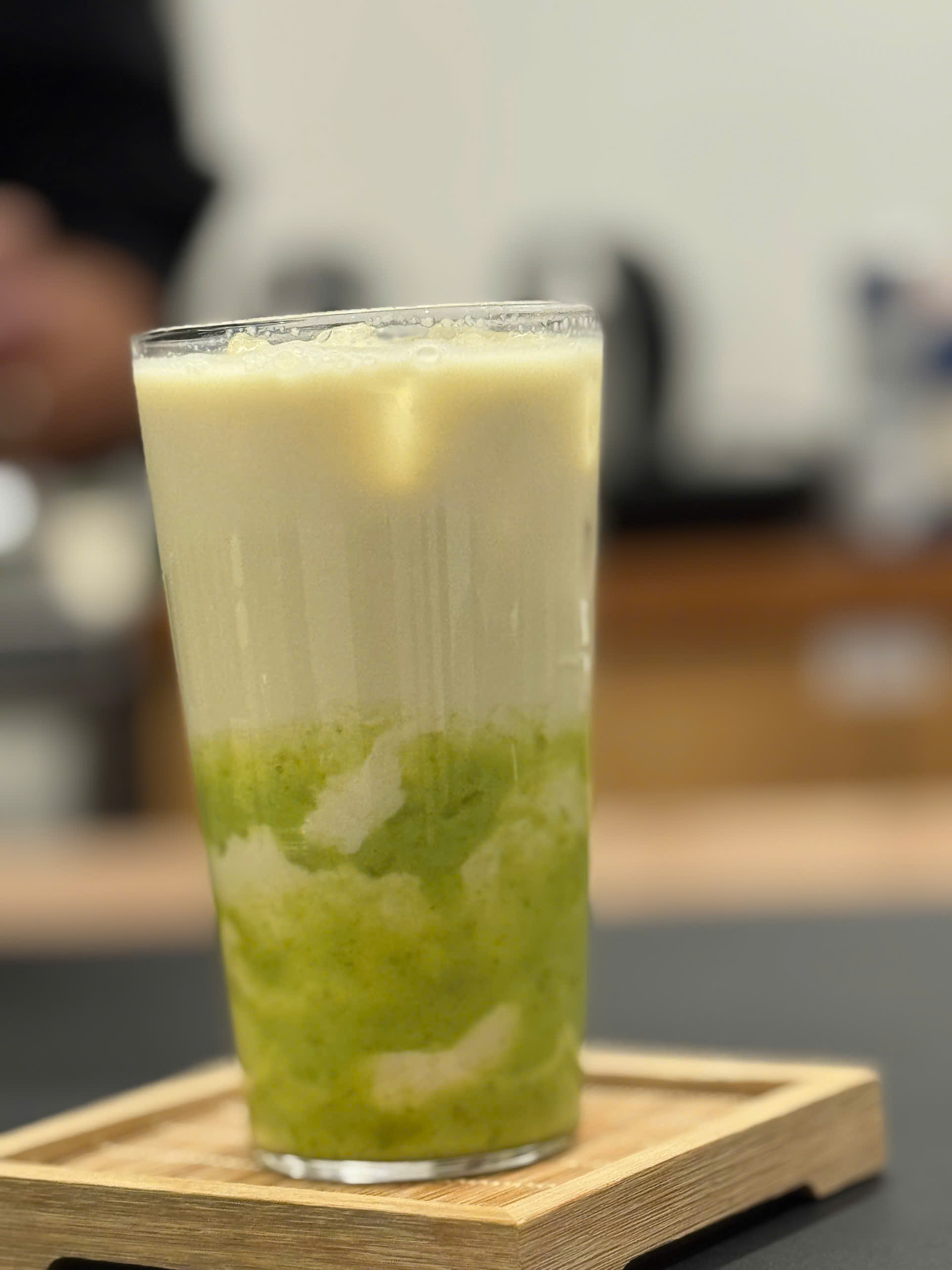 Ly hồng trà sữa ANNSHAN với trân châu